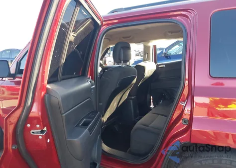 2015 Jeep Patriot Altitude Edition z USA, uszkodzony, nr VIN 1C4NJPBA0FD328960